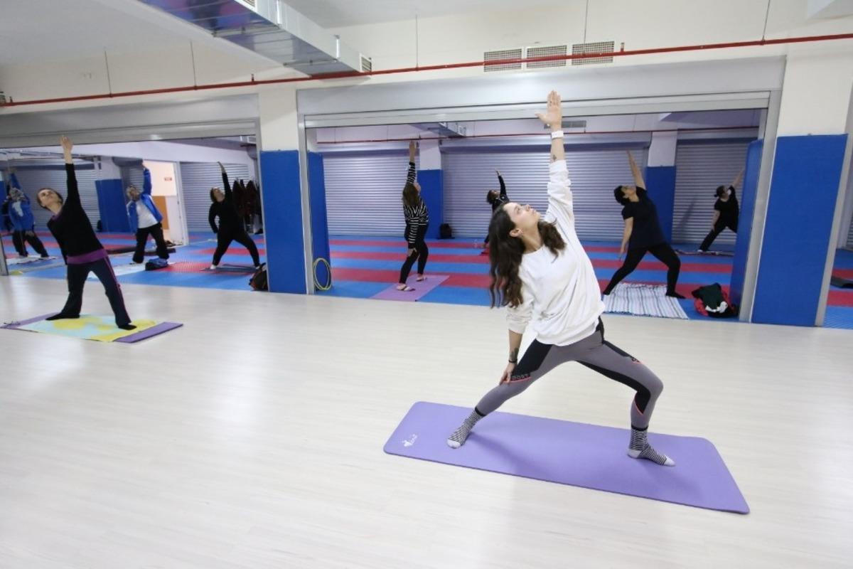 Bayraklı&rsquo;da spor kursları yeniden başladı