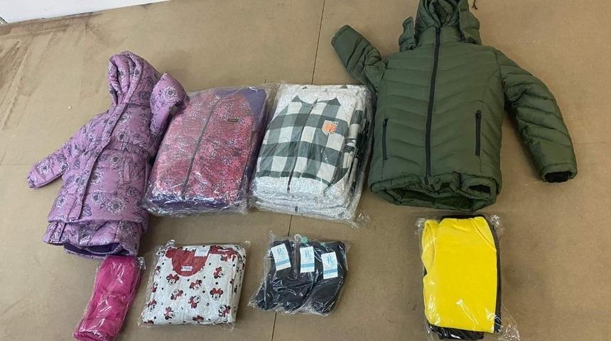 G&uuml;naydoğu&rsquo;daki &ccedil;ocuklara kışlık kıyafet yardımı