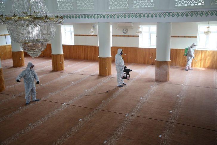 Melikgazi’de 25 araç, 50 personel ile dezenfekte çalışmaları devam ediyor G3