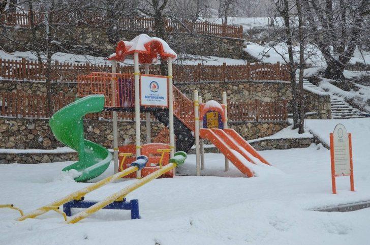 Çameli beyaza büründü G5