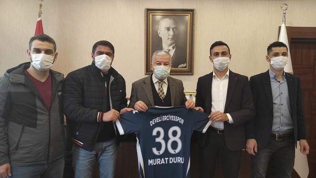 Develi Erciyesspor’dan Kaymakam Duru’ya ziyaret