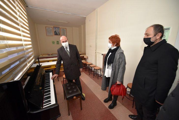 Başkan Pekyatırmacı’dan üç okula ziyaret G3