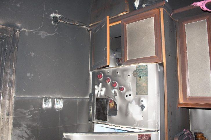 Beş kişilik aile yangında evsiz kaldı G2