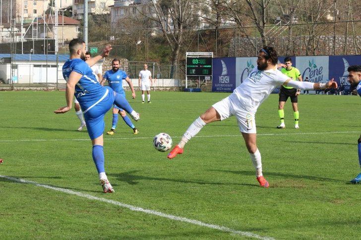 3.Lig: Belediye Derincespor: 4- Arnavutköy Belediyesi:0 G5
