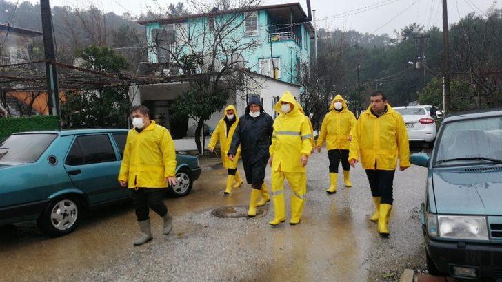 Sağanak sonrası Kemer’de yaralar sarılıyor G1