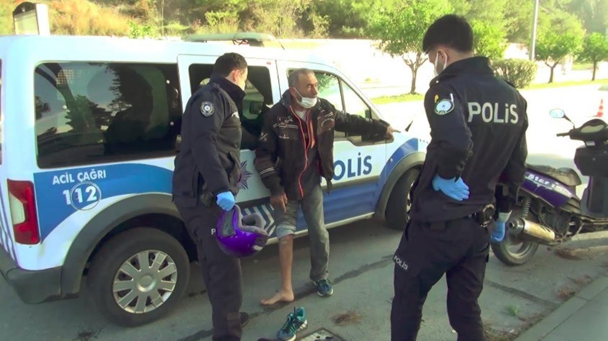 Motosikletinin bağlanacağını &ouml;ğrenen s&uuml;r&uuml;c&uuml; &ccedil;ılgına d&ouml;nd&uuml;