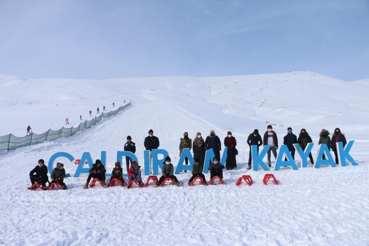 Erciş Belediyesinden &ccedil;ocuklara unutulmaz anlar