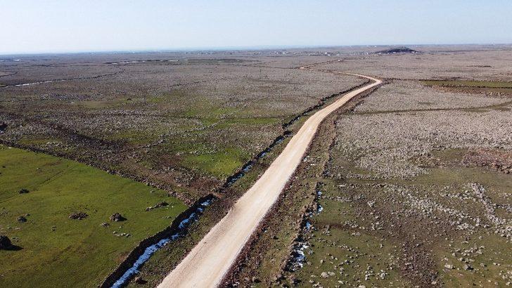 Viranşehir ve Ceylanpınar kırsalında yol çalışması G1