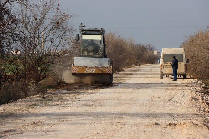 Viranşehir ve Ceylanpınar kırsalında yol çalışması G3