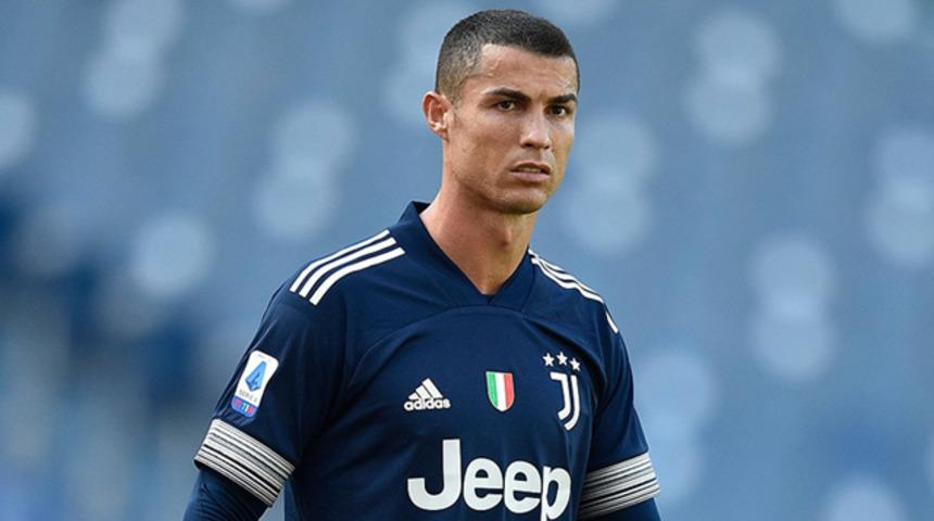 Cristiano Ronaldo ve eşinin tatil ka&ccedil;amağına inceleme