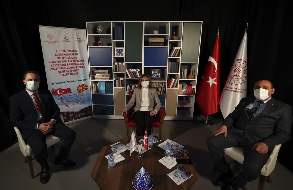 T&uuml;rk D&uuml;nyası K&uuml;t&uuml;phanelerine Kitap Bağışı Projesi ile 55 bin kitap ulaştırıldı