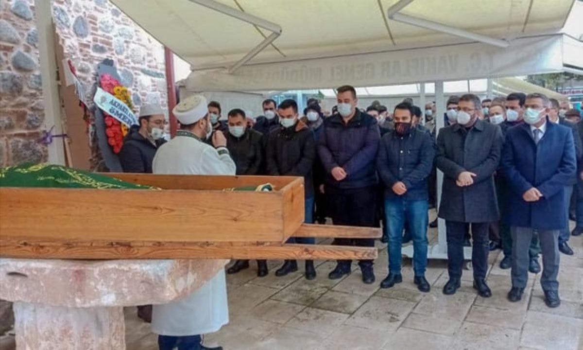 Başkan Kılın&ccedil;&rsquo;ın babası Muzaffer Kılın&ccedil; son yolculuğuna uğurlandı