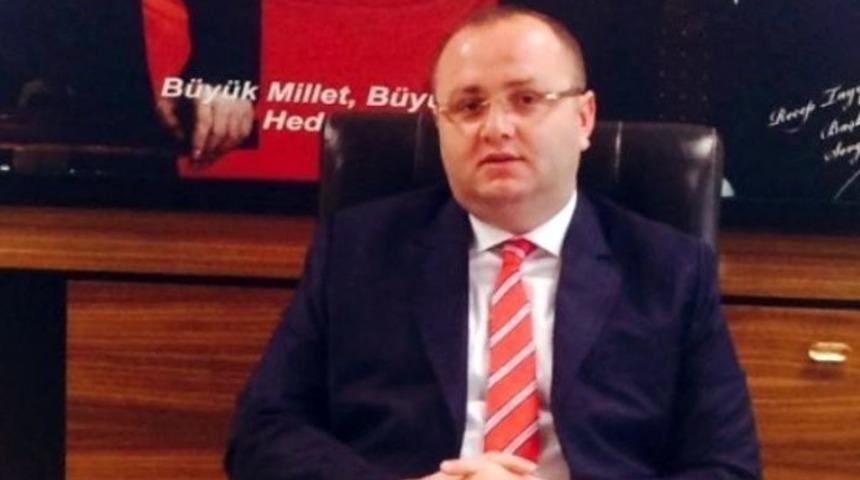 Ev hapsindeki sanığı "devlet adına" &ouml;ld&uuml;rd&uuml;ğ&uuml;n&uuml; sanmış