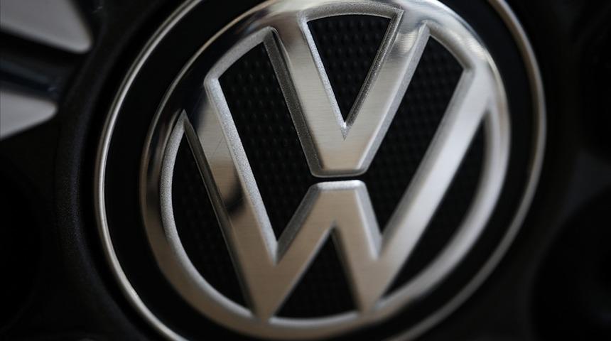 Volkswagen "en çok satan otomobil" ünvanını kaybetti 