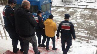 Ankara'da 'acı su' parolasıyla sahte içki satan baba ve oğluna operasyon