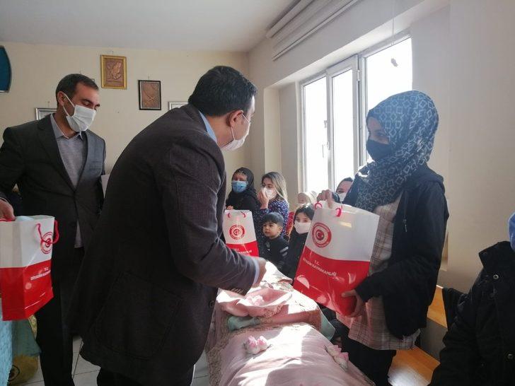 Diyadin Kaymakamı ve Belediye Başkanı Balcı, kursları ziyaret etti G4