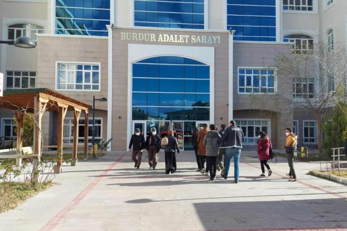 Burdur&rsquo;da 1 milyon 300 bin TL değerinde esrar ele ge&ccedil;irildi