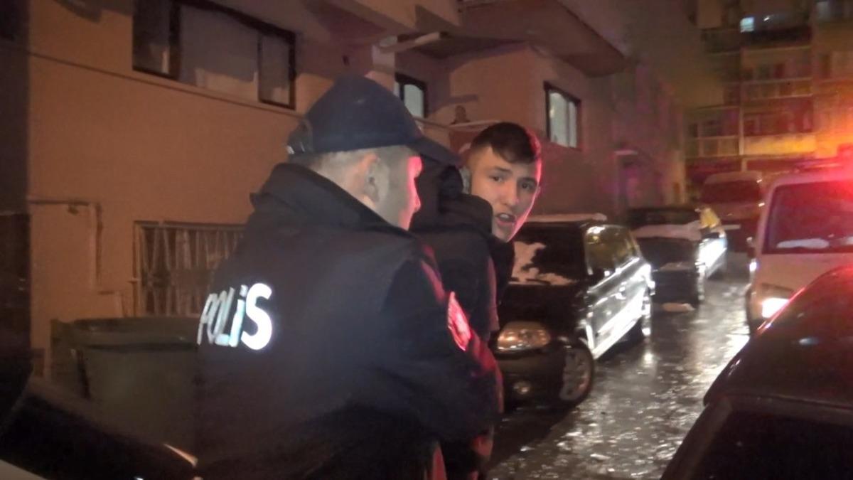 Kısıtlamada ehliyetsiz gen&ccedil;ler, 15 kilometre s&uuml;ren kovalamaca sonucu yakalandı