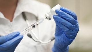 Grip aşısı sonrası vücutta neler olur? Aşıya rağmen grip oluyorsanız dikkat!