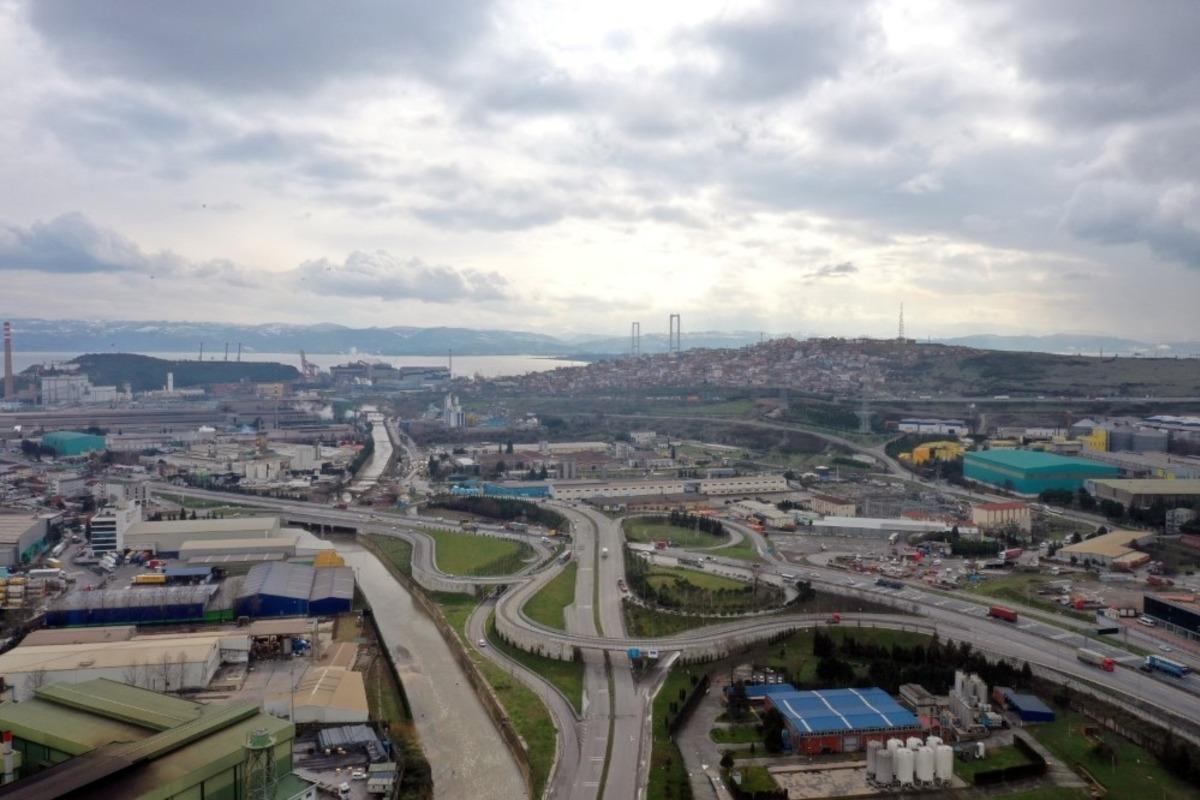 Dilovası Batı Kavşağında &ccedil;alışmalar s&uuml;r&uuml;yor