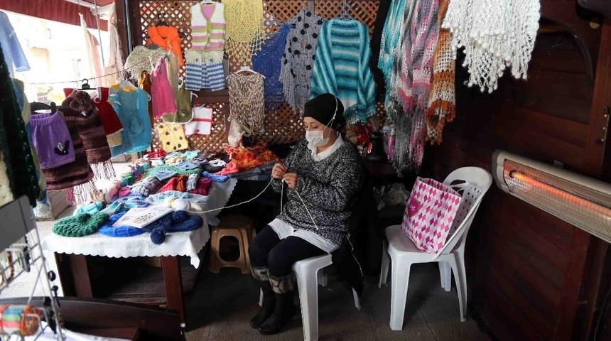 Yalnız dışarı &ccedil;ıkamama fobisini, Kadın ve Aile K&uuml;lt&uuml;r Sanat Merkezi&rsquo;nde yendi