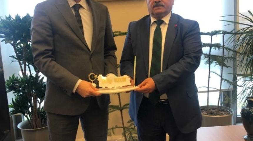 Başkan Şahin projelerini Uzun&rsquo;a anlattı