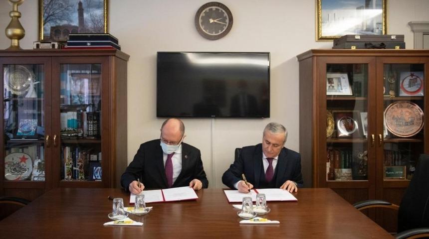 Mill&icirc; Eğitim Bakanlığı ve Anadolu &Uuml;niversitesinden iş birliği protokol&uuml;