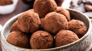 Sağlıklı ve düşündüğünüzden daha kolay! Evde çikolata yapmanın adımları