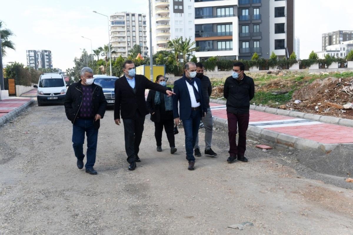 Başkan &Ouml;zyiğit, yol yapım ve onarım &ccedil;alışmalarını inceledi