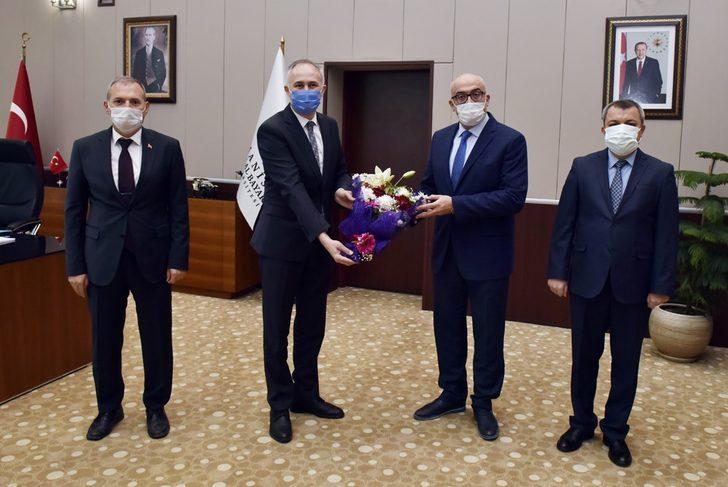 Üniversiteden milli eğitime büyük destek G4