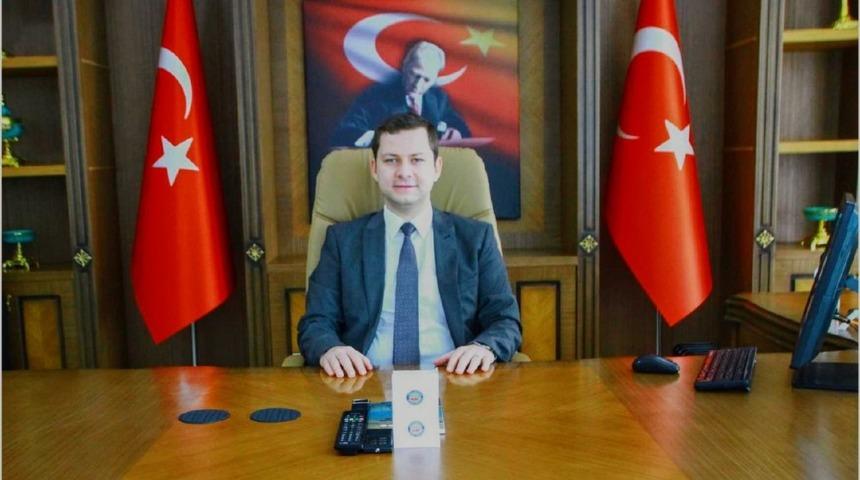 Malazgirt Kaymakamı Demirer g&ouml;reve başladı