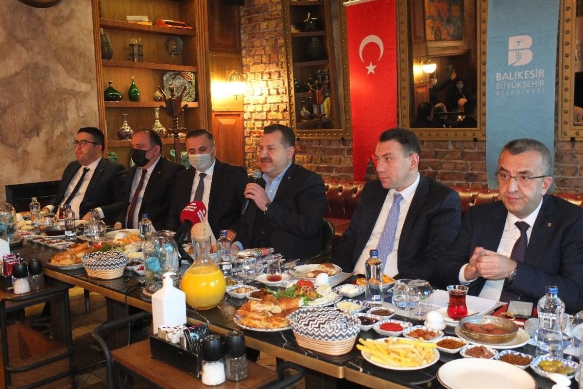 Başkan Yılmaz&rsquo;dan Bandırma&rsquo;ya yatırım m&uuml;jdeleri