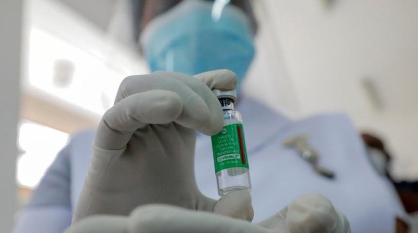 Avrupa İla&ccedil; Ajansı AstraZeneca'nın koronavir&uuml;s aşısını onayladı