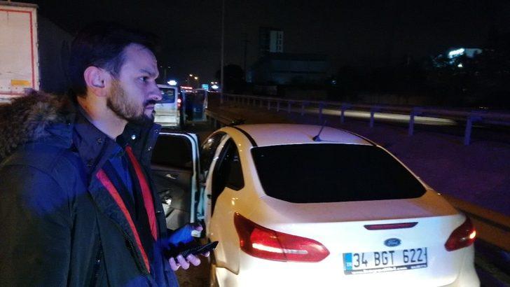 D-100’de duran otomobile çarpan motosikletli yaralandı G3