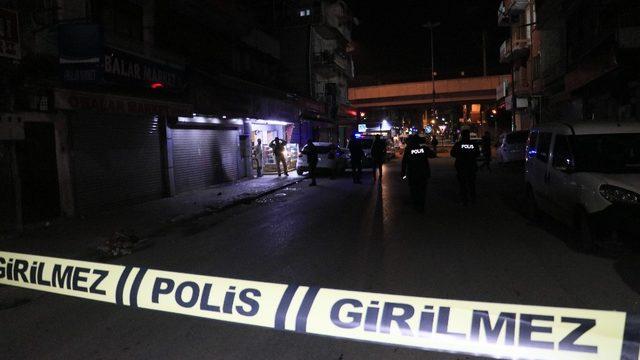 İş yerine molotof attığı sırada bekçilere yakalandı