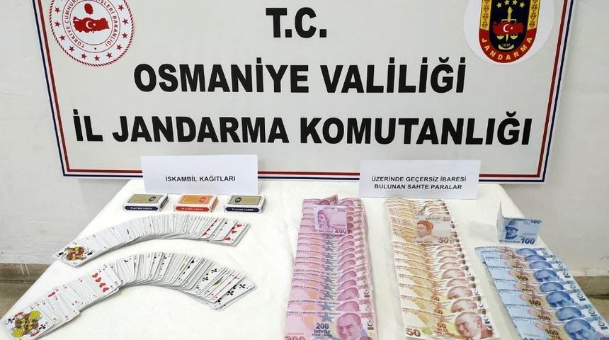 Osmaniye&rsquo;de kumar oynayan 14 kişiye 48 bin lira ceza