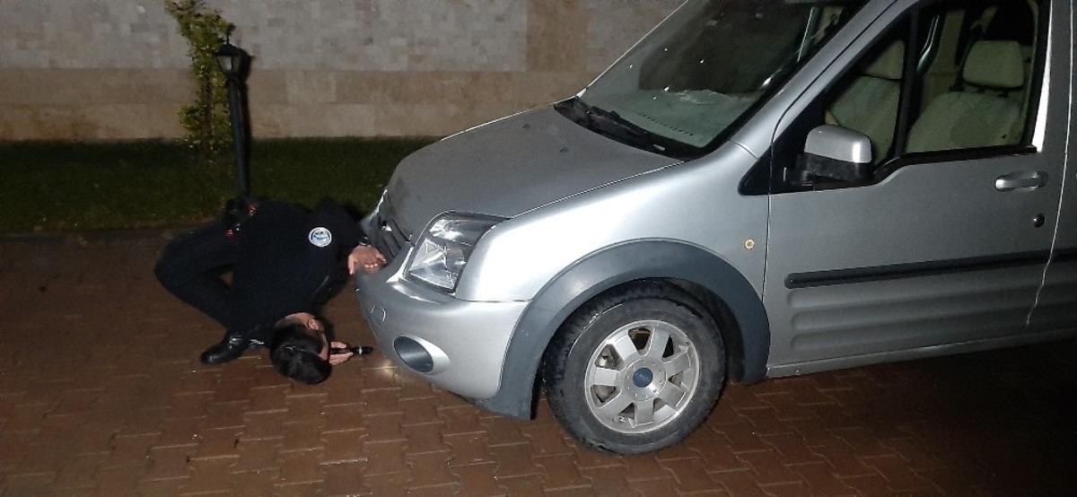 Polis ekipleri ile alkoll&uuml; s&uuml;r&uuml;c&uuml; arasında kovalamaca yaşandı