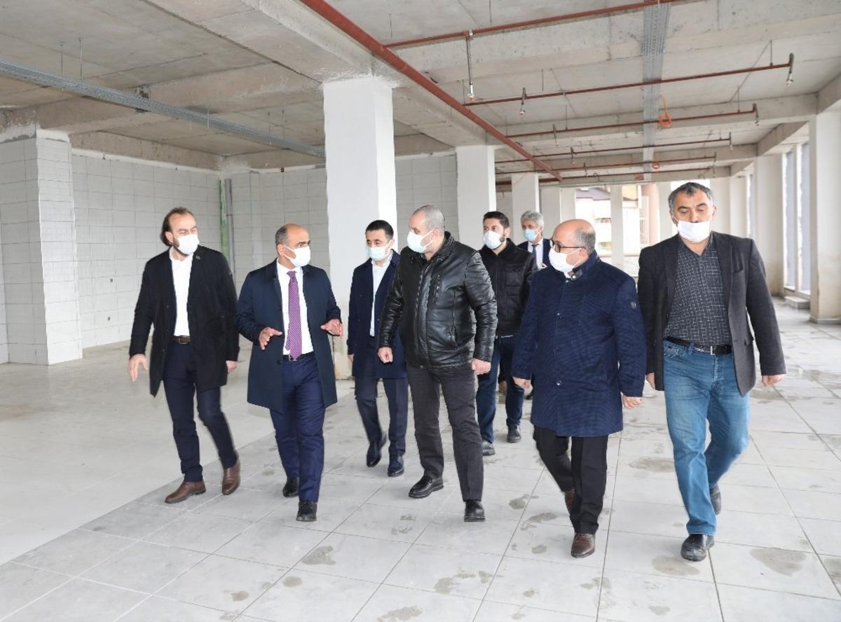 İlimtepe&rsquo;ye yaşam merkezi ve spor salonu