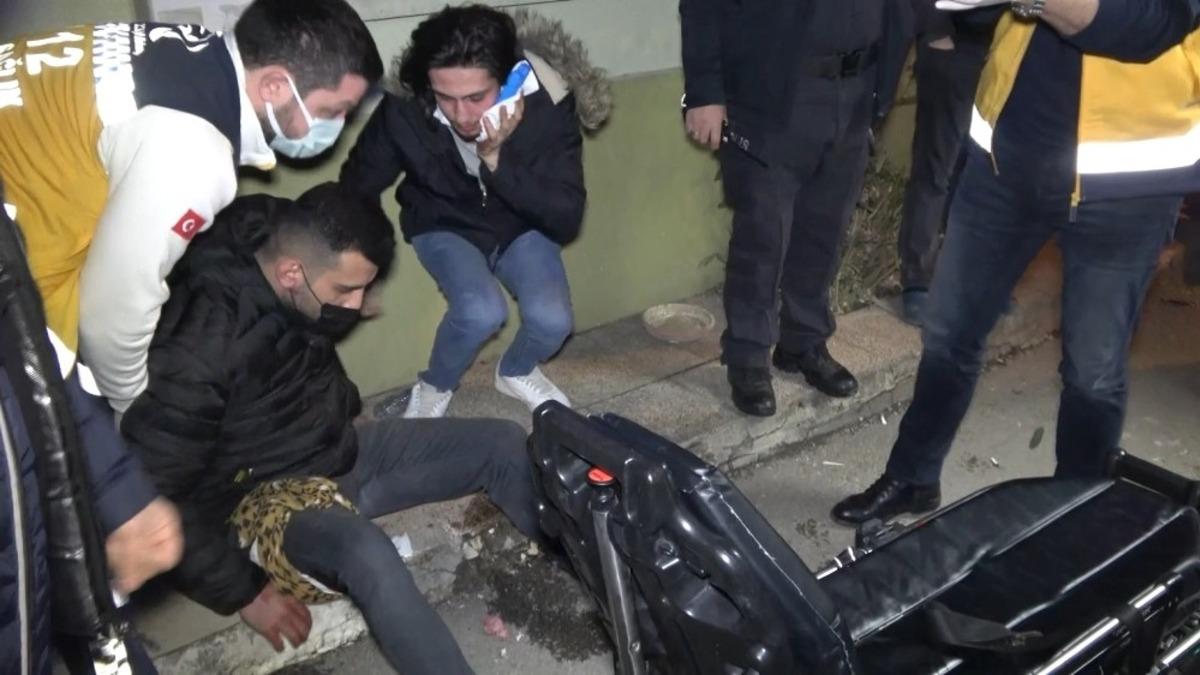 Kısıtlamada yan baktın kavgası: 3 yaralı