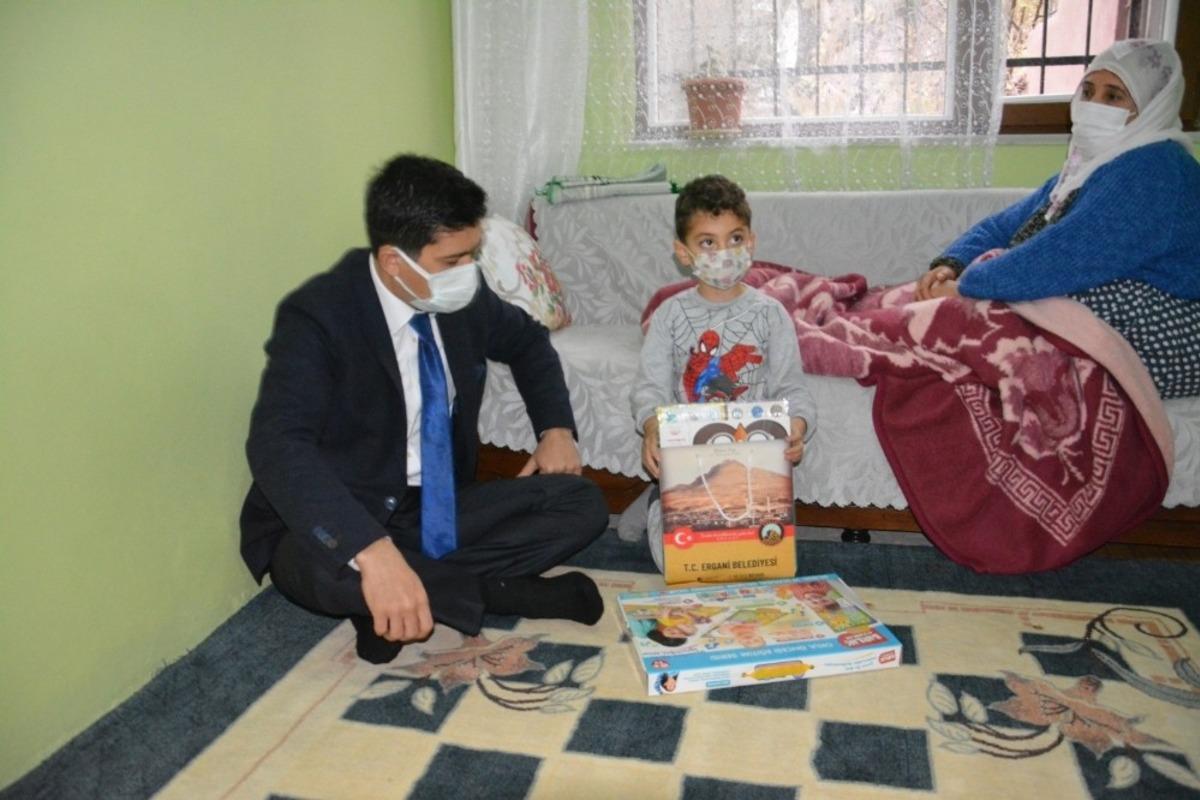 Kaymakam &Ouml;zt&uuml;rk vatandaşlarla bir araya geldi