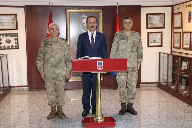 Vali Erin’den Bölge Komutanı Tümgeneral Güney’e ziyaret G2