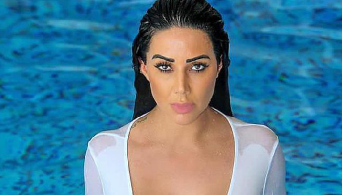 İngiliz model Grace J Teal'in yeni iş heyecanı