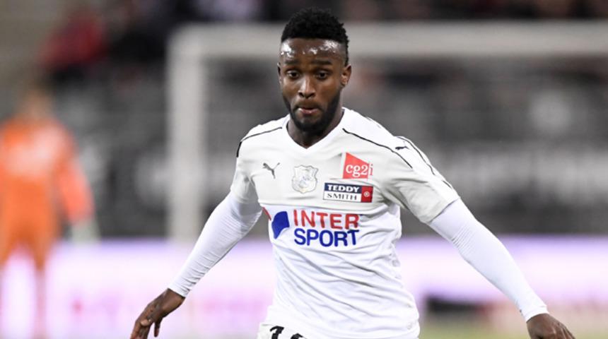 Sivasspor Stiven Mendoza ile ilgileniyor