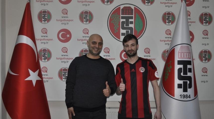 Turgutluspor, Mert Narin&rsquo;i yeniden renklerine bağladı