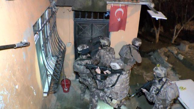 Boğazi&ccedil;i &Uuml;niversitesi nde rekt&ouml;rl&uuml;k krizi s&uuml;r&uuml;yor:  Kimse Melih Bulu ile &ccedil;alışmak istemiyor  3