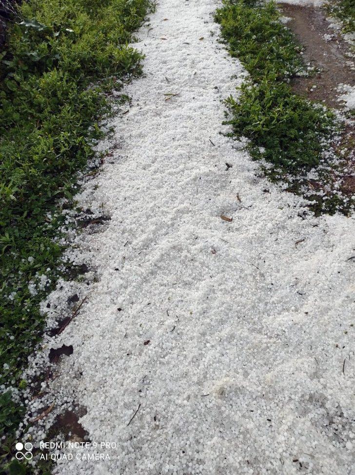 Datça’ya fındık büyüklüğünde dolu yağdı G2