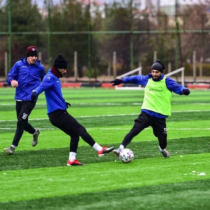 Uşakspor, Ankara Demirspor maçı hazırlıklarına başladı G2