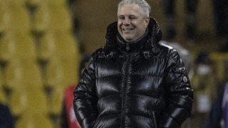 Marius Sumudica ilk maçında kırmızı kart gördü