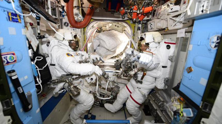 Rus kozmonottan çarpıcı açıklama: Uzayda daha hızlı iyileşiyor