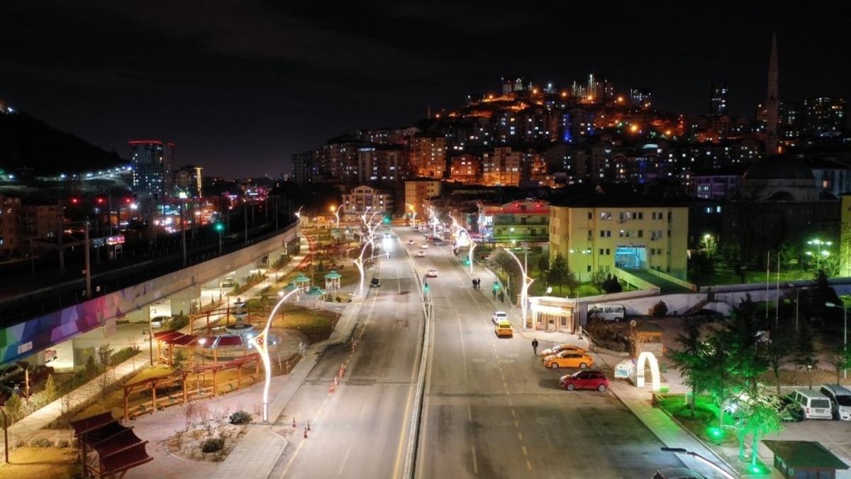 Mamak&rsquo;ta caddeler ışıl ışıl